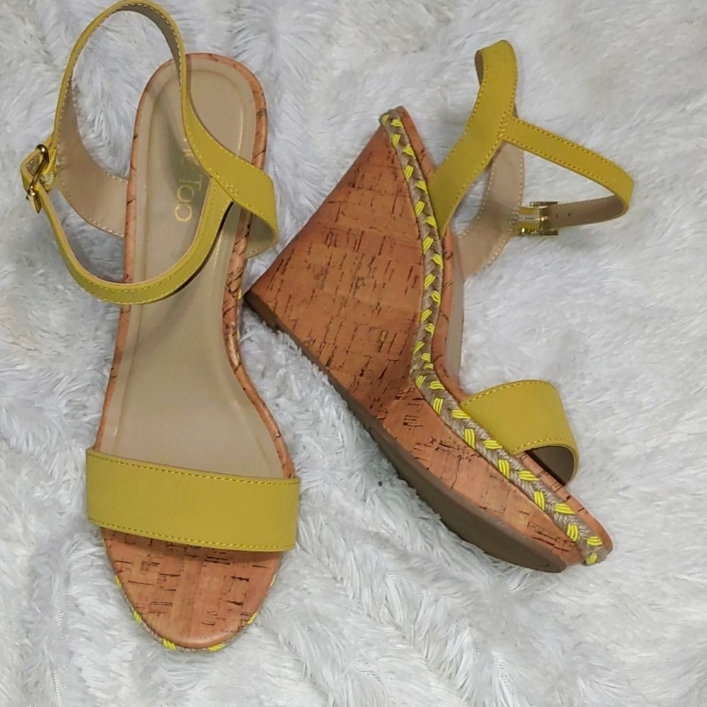 Size 11 NEW wedges